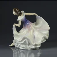 Винтажная фарфоровая статуэтка Цыганский танец Англия Royal Doulton HN2230 Gypsy Dance
