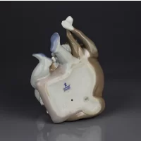 Винтажная фарфоровая статуэтка Испания Lladro 5456 New Playmates Мальчик с собакой и щенками