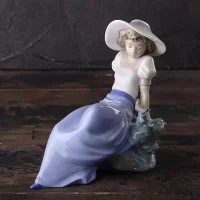 Винтажная фарфоровая статуэтка Испания Lladro NAO Listening to the Bird's Songs Девушка с птицей