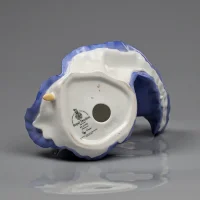 Винтажная фарфоровая статуэтка Дама в синем платье с веером Англия Royal Doulton HN2791 Elaine