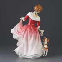 Винтажная фарфоровая статуэтка Англия Royal Doulton 3011 My Best Friend Дама с собакой