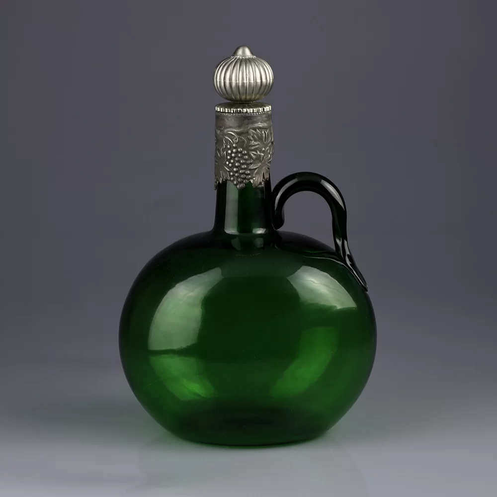 Антикварный английский графин Зелёное стекло Бристоль Bristol Green Glass