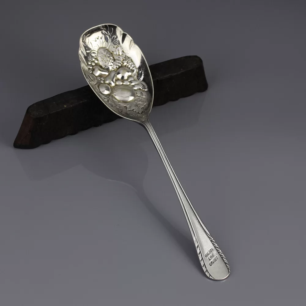 Антикварная сервировочная ложка Berry Spoon Wilson Line Cruises, Англия, J.H. Potter & Sons, Шеффилд