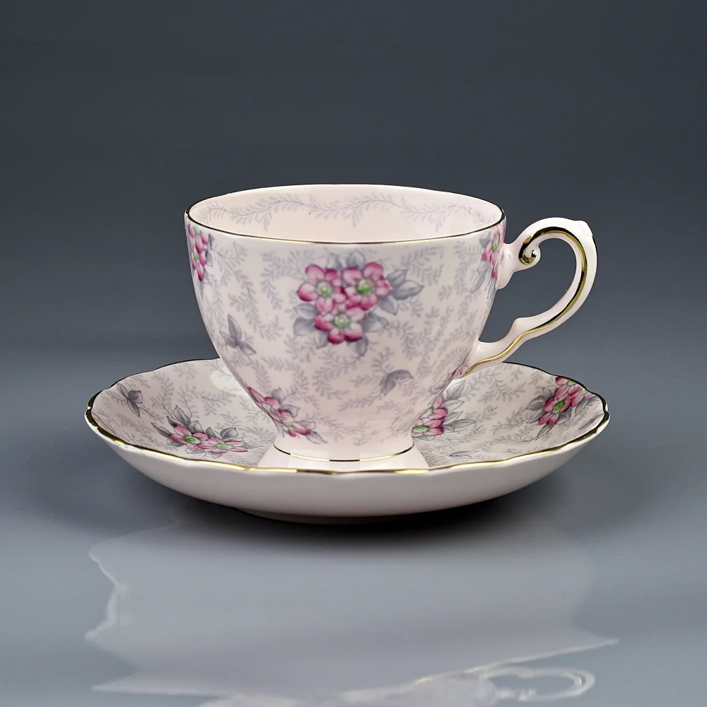 Винтажная фарфоровая чайная пара Англия Tuscan Fine English Bone China