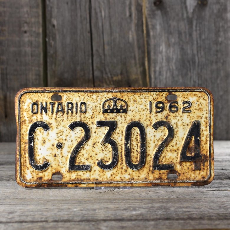 Винтажный американский автомобильный номер Ontario 1962