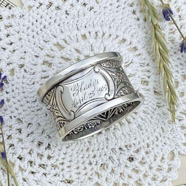 Антикварное английское кольцо для салфетки Robert Pringle & Sons 1911 год