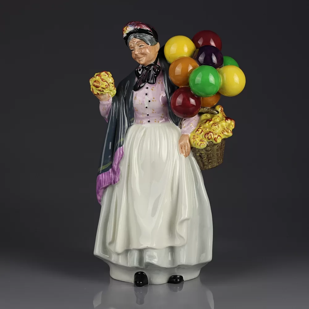 Винтажная фарфоровая статуэтка Воздушные шары Продавщица Англия Royal Doulton 1843 Biddy Penny Farthing