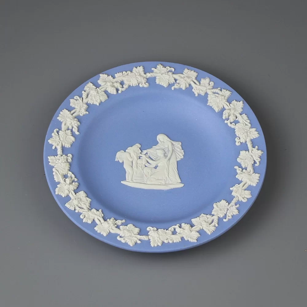 Винтажная тарелочка для мелочей и украшений Веджвуд Wedgwood Blue Jasperware