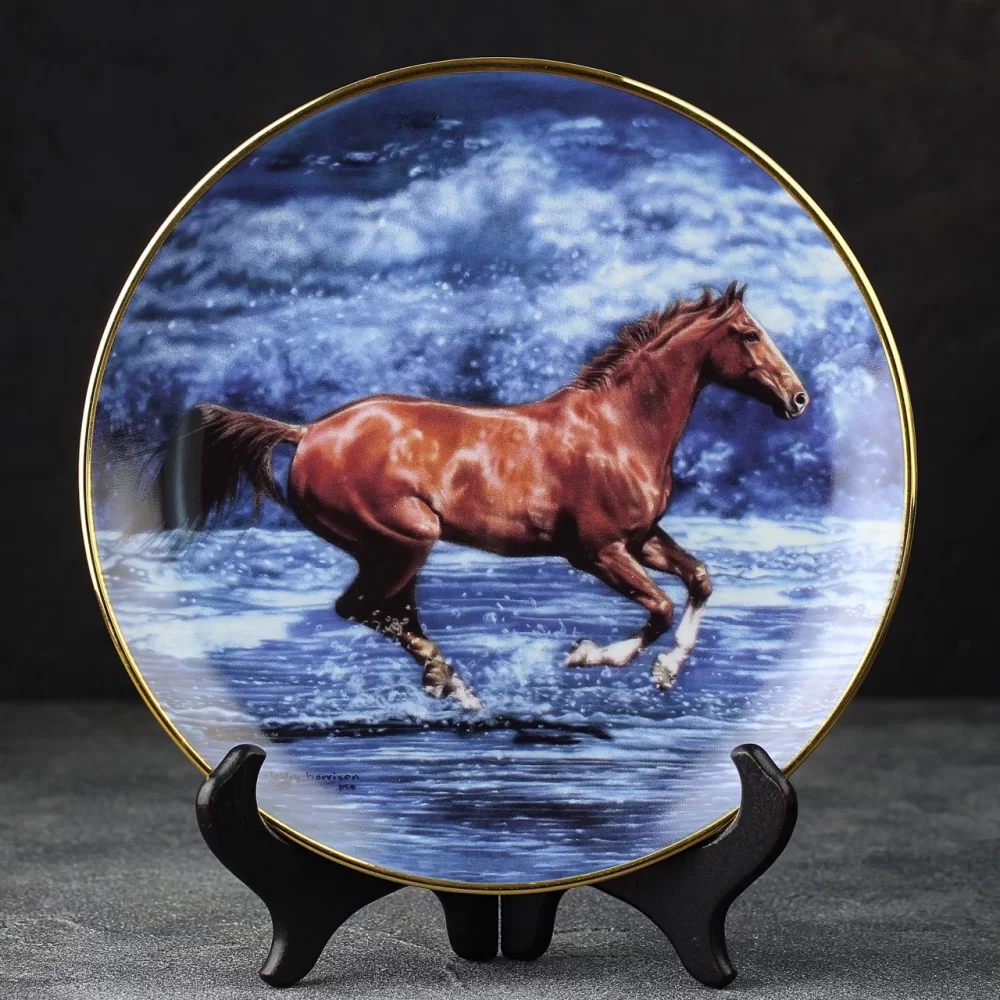 Тарелка винтажная декоративная настенная Фарфор Лошадь Danbury Mint Free Spirits Graceful Voyager Lesley Harrison