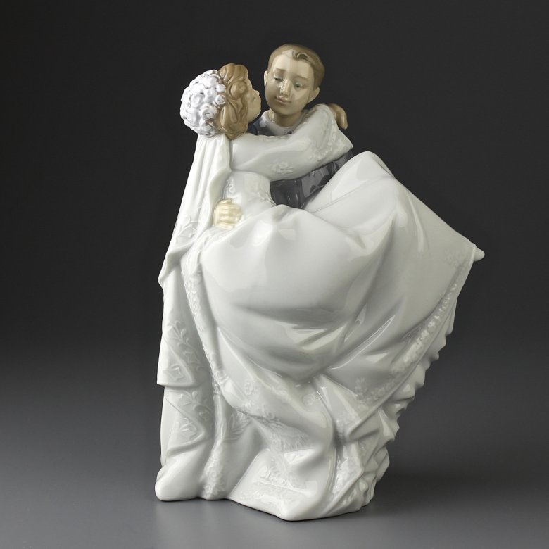 Винтажная фарфоровая статуэтка Испания Lladro NAO 1564 Perfect Day Жених с невестой Свадьба