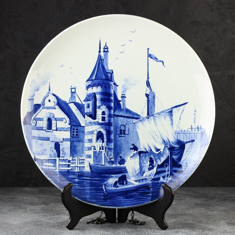 Большая антикварная декоративная тарелка Парусные лодки Замок Villeroy & Boch