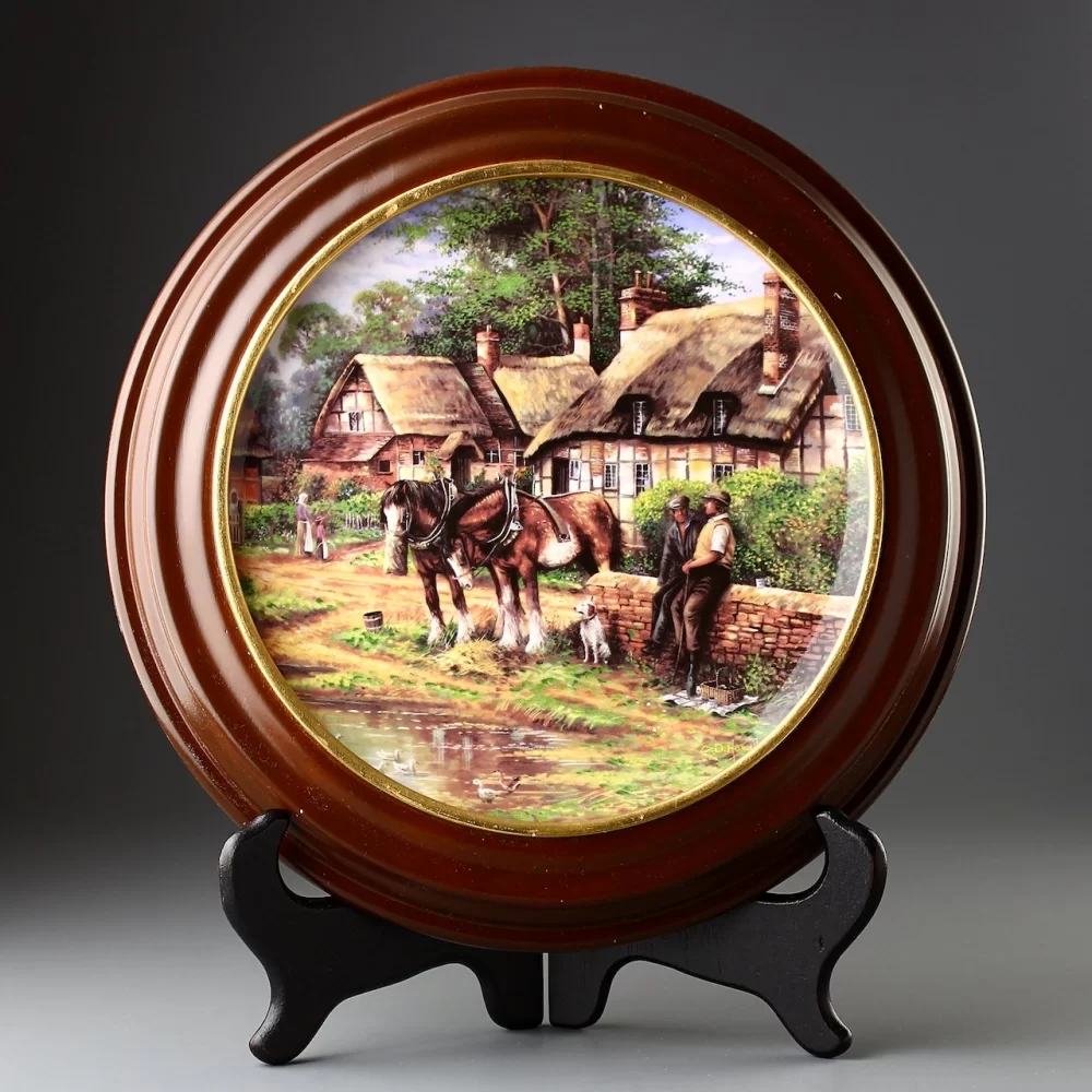 Винтажная тарелка Веджвуд в деревянной раме Сельские дни Обед Wedgwood Country Days Lunch Break