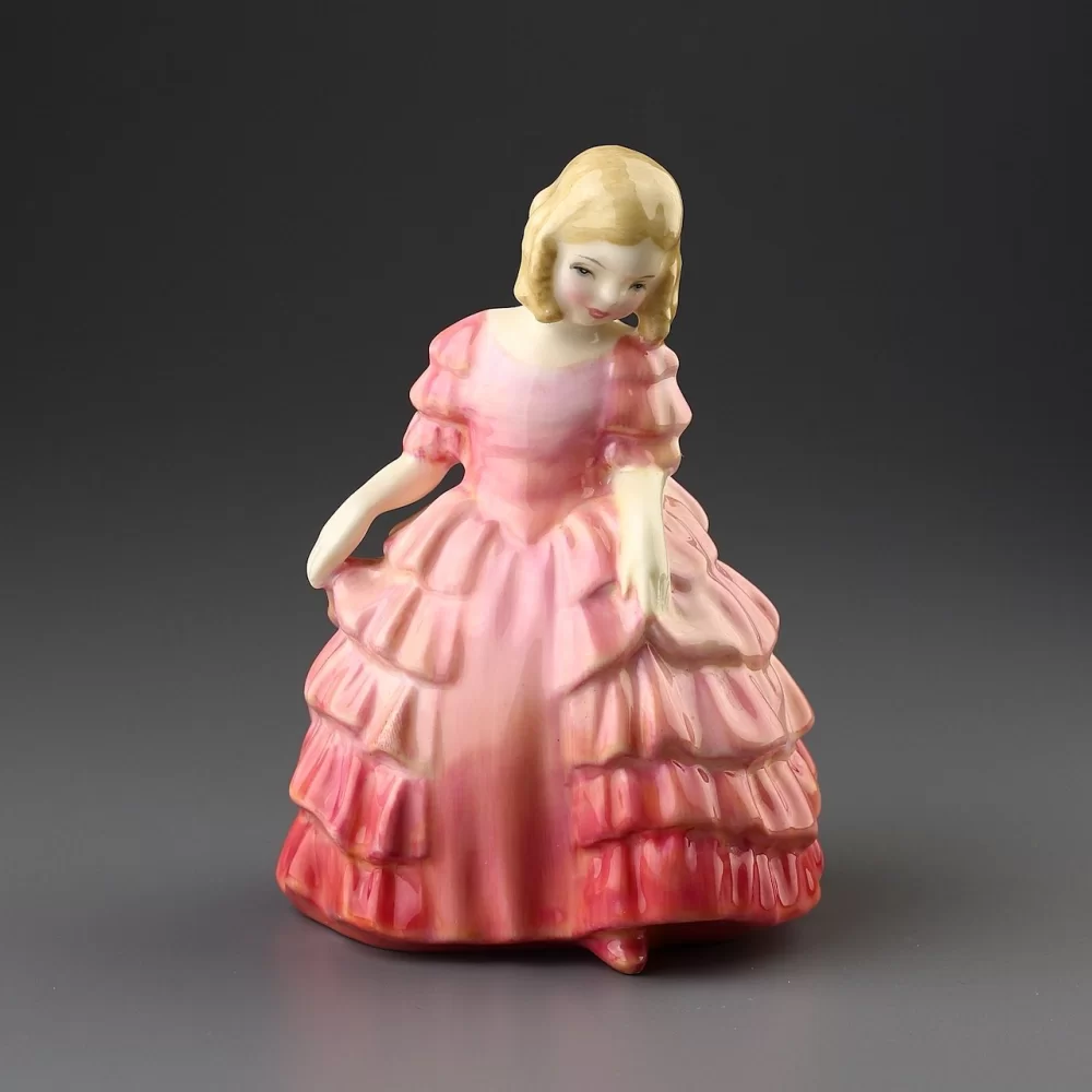 Винтажная фарфоровая статуэтка Девочка Англия Royal Doulton 1368 Rose