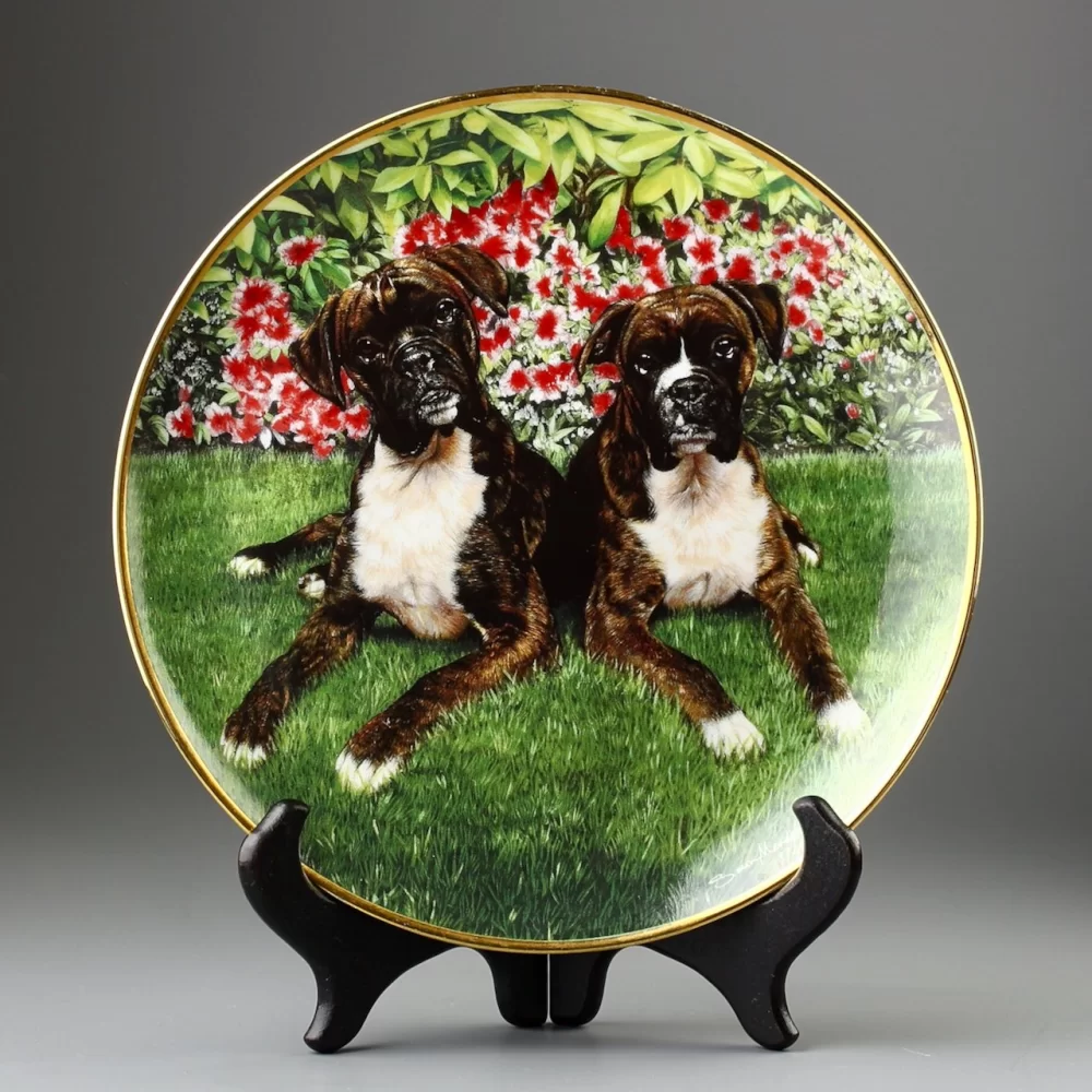Тарелка винтажная декоративная настенная Фарфор Англия Боксёр Собака Danbury Mint Boxer Togetherness