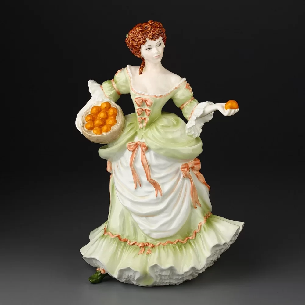 Винтажная фарфоровая статуэтка Англия Coalport Femmes Fatales Nell Gwynn Нелл Гвин Роковые женщины