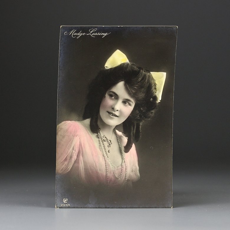 Антикварная почтовая открытка "Madge Lessing" Мэдж Лессинг Gustav Liersch Ser.2164/5