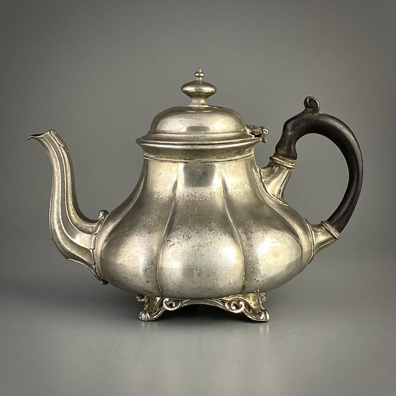 Антикварный английский чайник 19-го века Shaw & Fisher