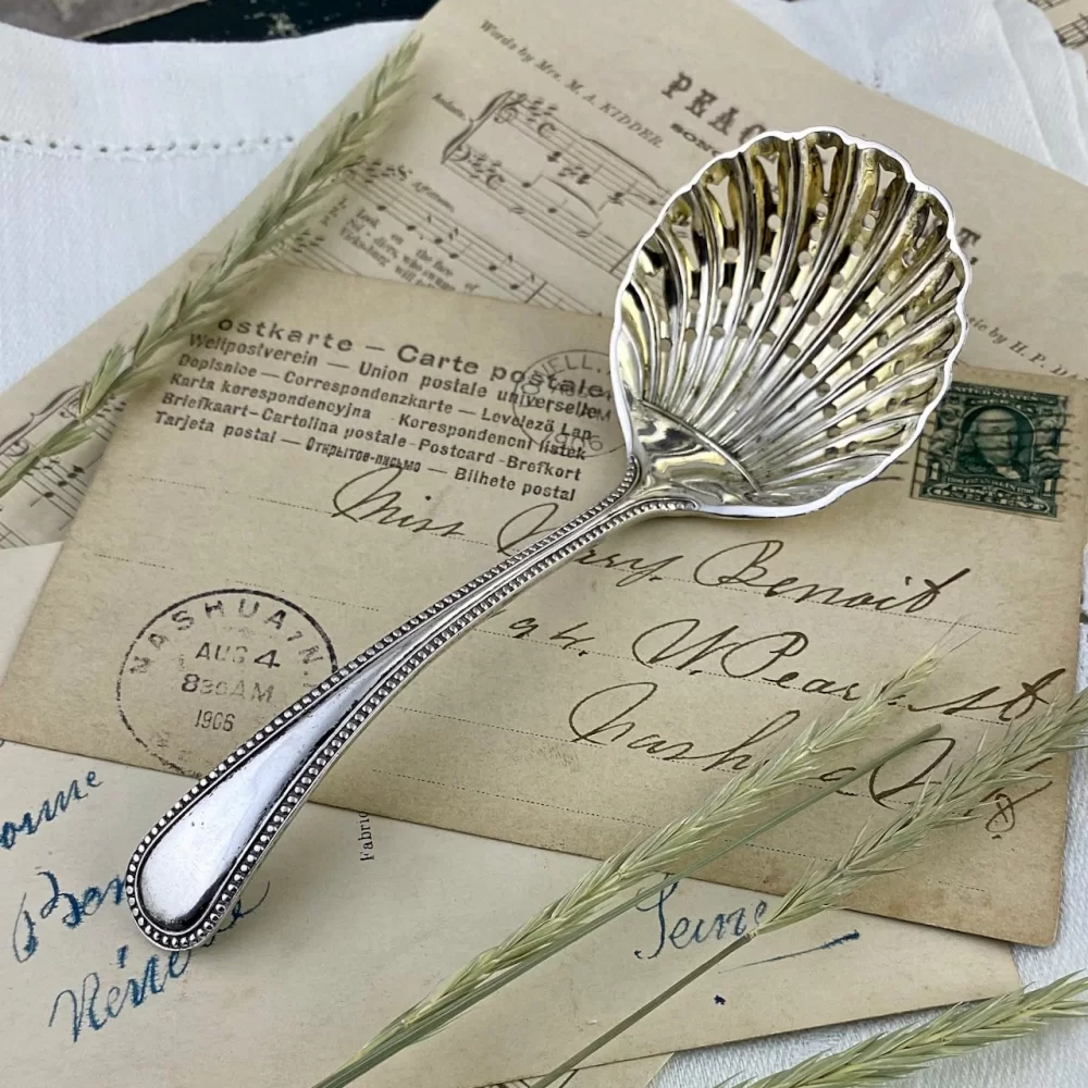 Антикварная английская ложка сифтер для сахарной пудры, корицы Sifter Spoon Sheffield Jonathan Bell & Sons