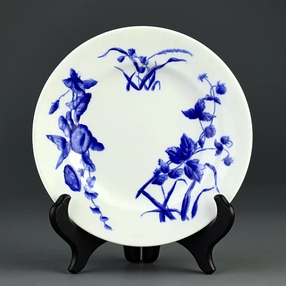 Антикварная английская десертная тарелка Minton