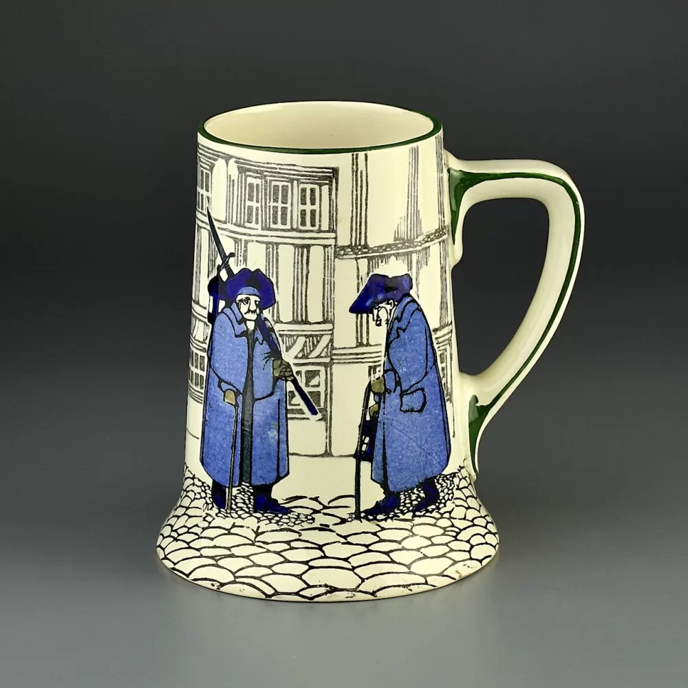 Антикварная английская кружка Стражник Royal Doulton Night Guard 1928 год