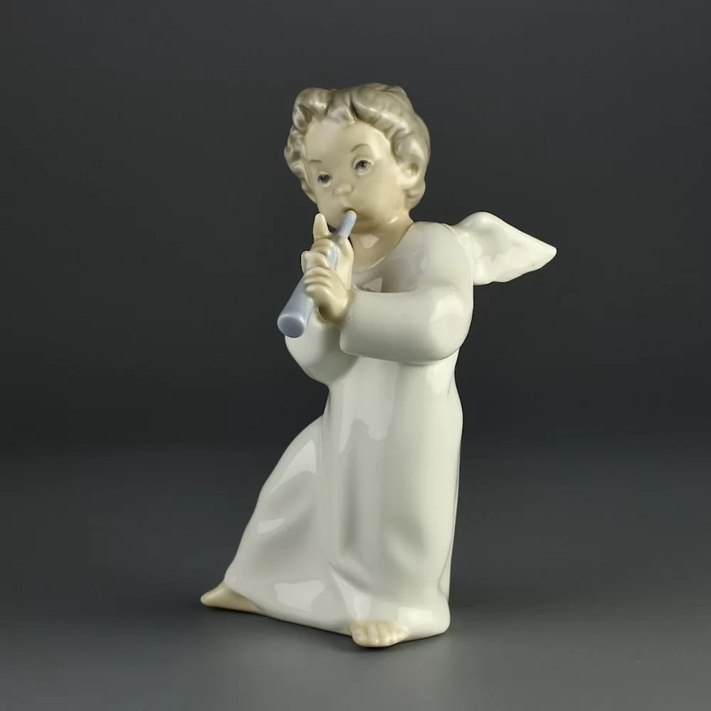 Винтажная фарфоровая статуэтка Ангел с флейтой Испания Lladro 4540 Angel with Flute