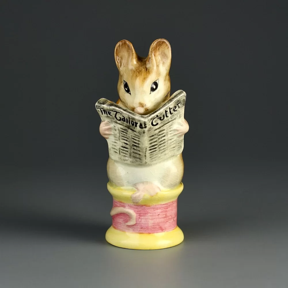 Винтажная фигурка Мышонок с газетой Англия Beatrix Potter Beswick Tailor of Gloucester