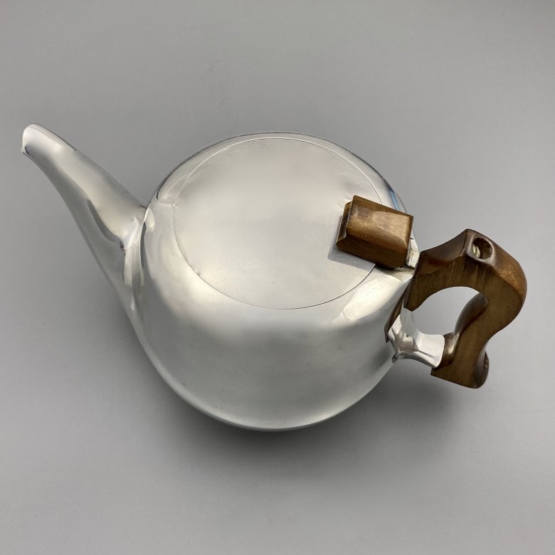 Винтажный чайник в стиле ар-деко Picquot ware
