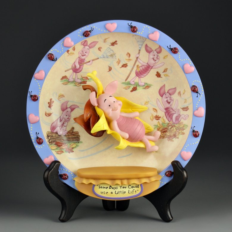 Винтажная тарелка Винни-Пух Winnie the Pooh 100 Acre Days Пятачок на листьях