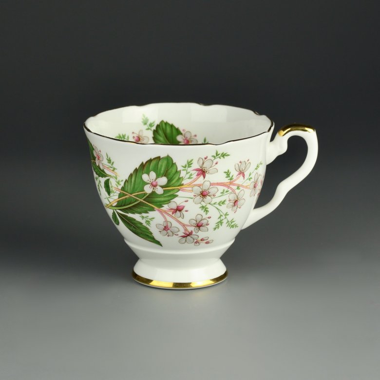 Винтажная английская чайная чашка Royal Stafford
