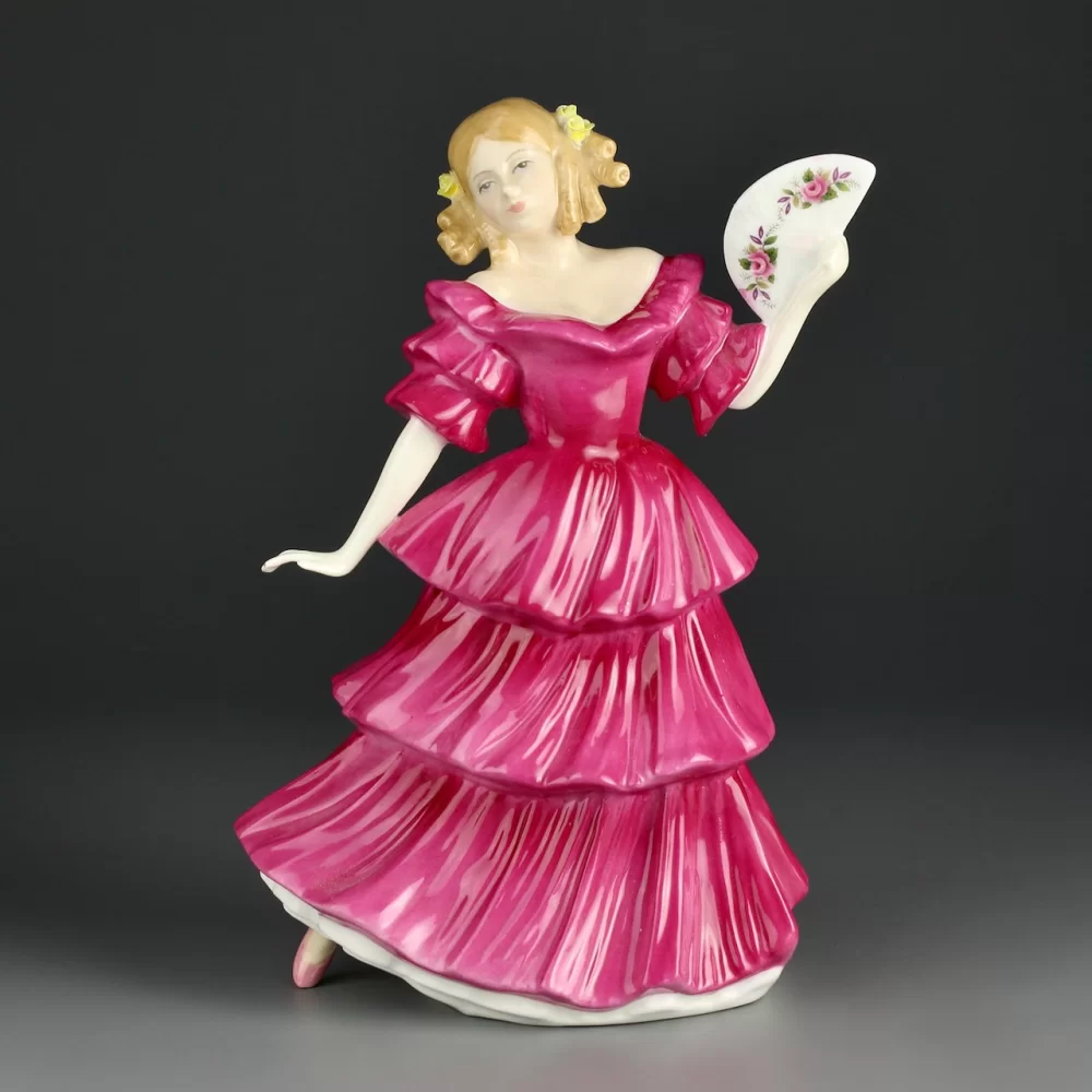 Винтажная фарфоровая статуэтка Дама с веером Англия Royal Doulton 3447 Jennifer