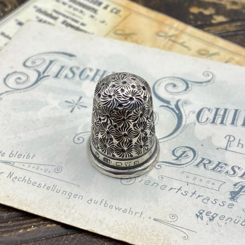 Антикварный английский серебряный напёрсток Charles Horner 1900 год Размер 9