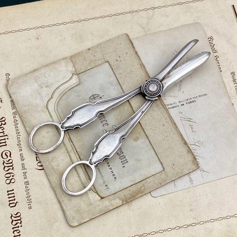Антикварные серебряные ножницы для винограда Cooper Brothers & Sons 1960 год