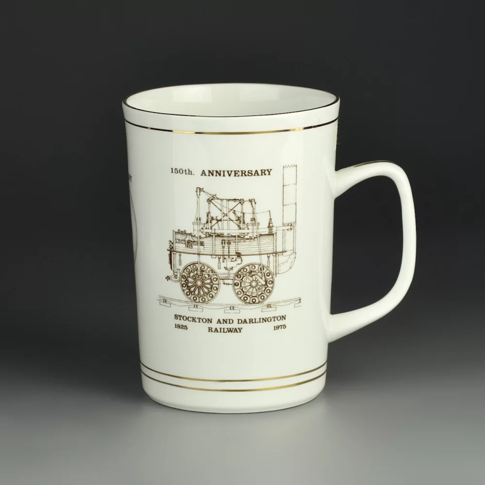 Винтажная английская фарфоровая кружка Stockton and Darlington Railway 1975 год