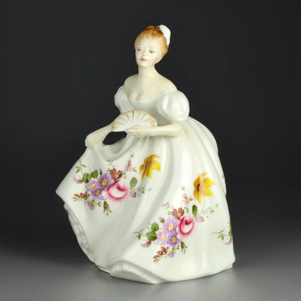 Винтажная фарфоровая статуэтка Дама с веером Англия Royal Doulton 3002 Marilyn