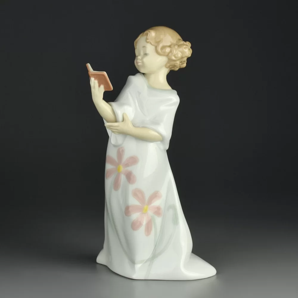 Винтажная фарфоровая статуэтка Испания Девочка с книгой Lladro NAO