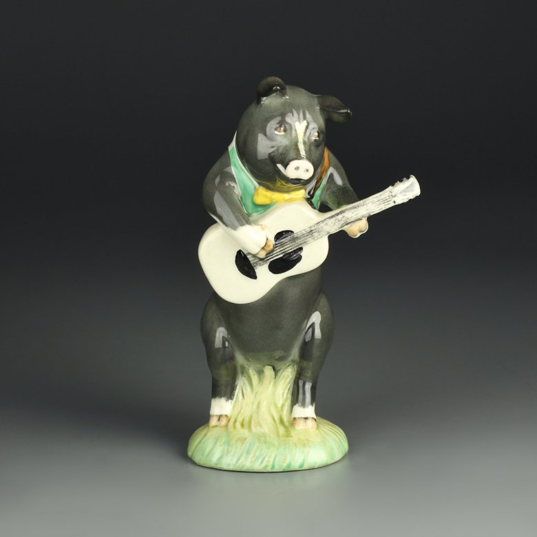 Винтажная фигурка Поросёнок с гитарой Англия Beswick Свинка Thomas