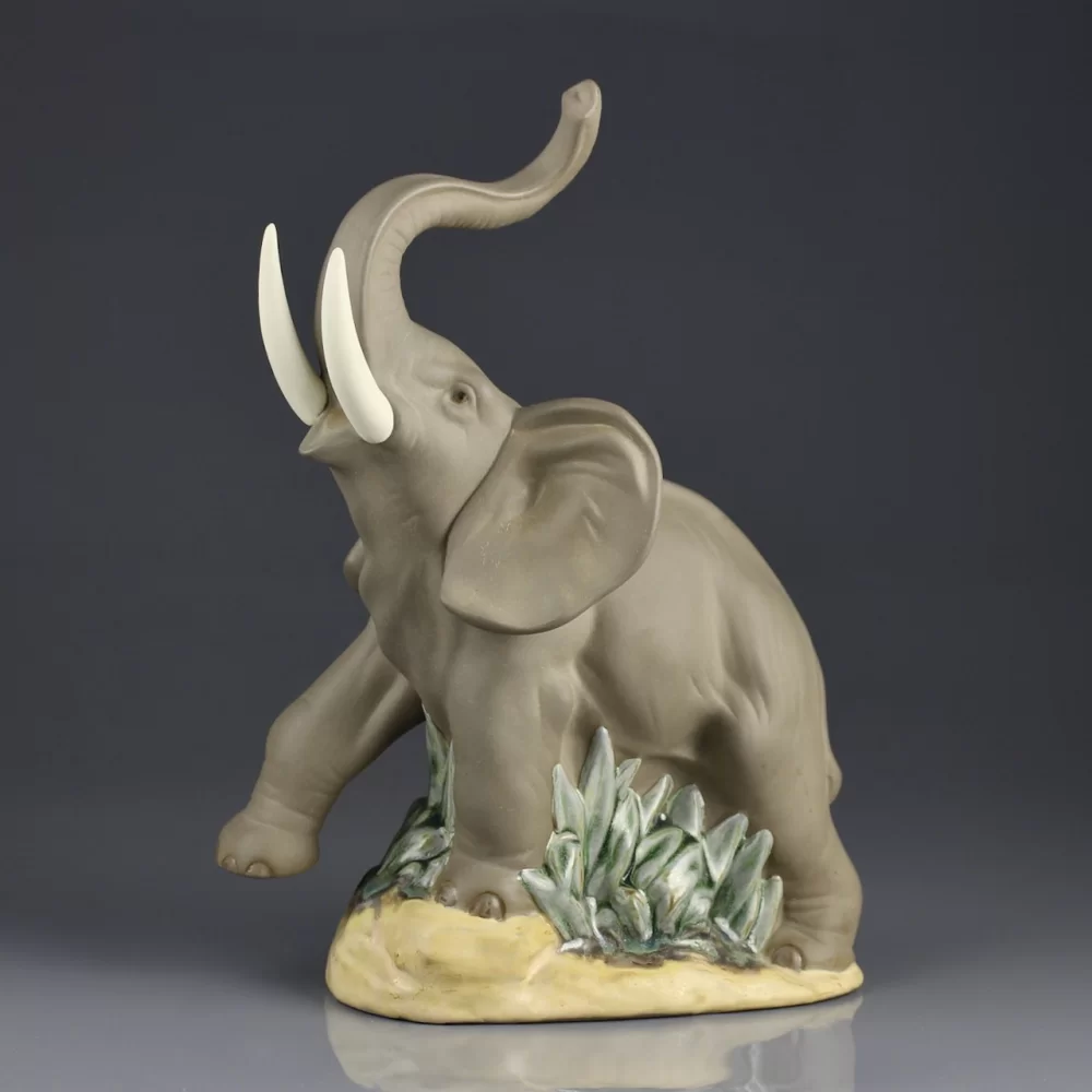 Винтажная фарфоровая статуэтка Испания Lladro NAO 2006 Elephant Слон Матовый