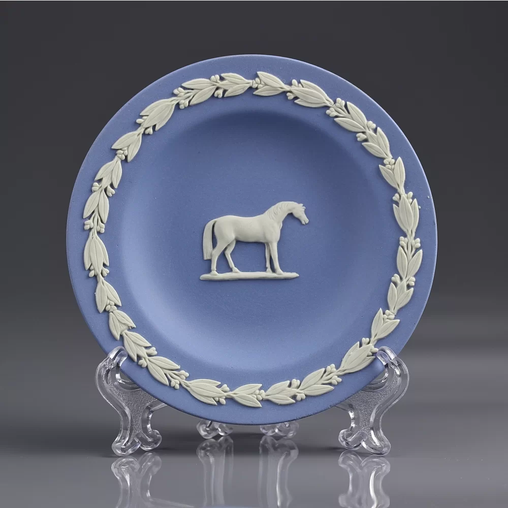 Винтажная фарфоровая декоративная тарелка Англия Веджвуд Wedgwood Лошадь