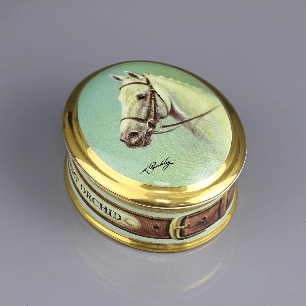 Шкатулка винтажная фарфоровая Лошадь Англия Danbury Mint Great Racehorses Desert Orchid
