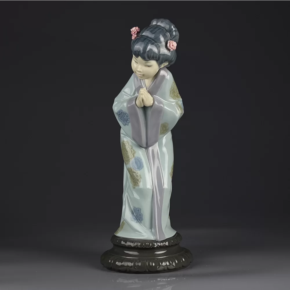 Винтажная фарфоровая статуэтка Гейша Японское прощание Lladro 4989 Japanese Sayonara