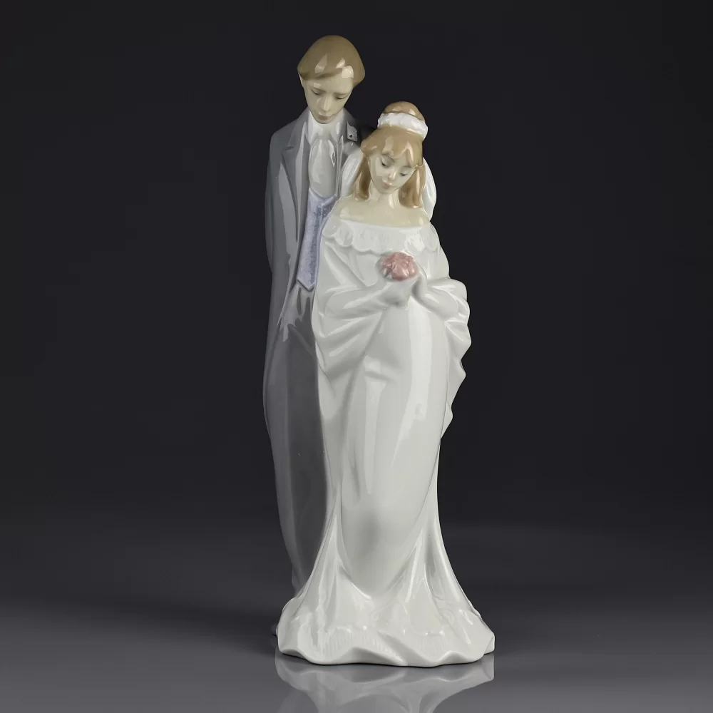 Статуэтка винтажная фарфоровая Свадьба Жених Невеста Lladro NAO 1437 Love Always