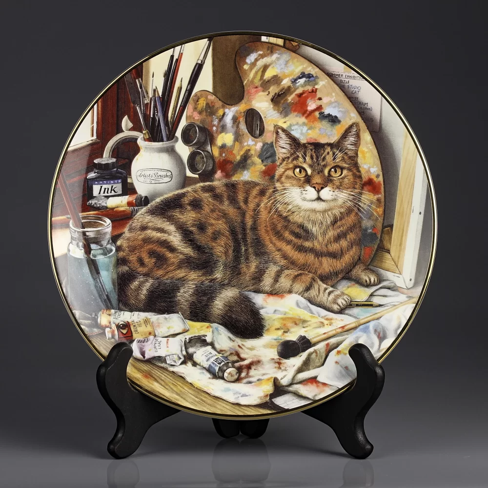 Тарелка винтажная фарфоровая настенная декоративная Кошка Кот Англия Royal Doulton Artist Cat