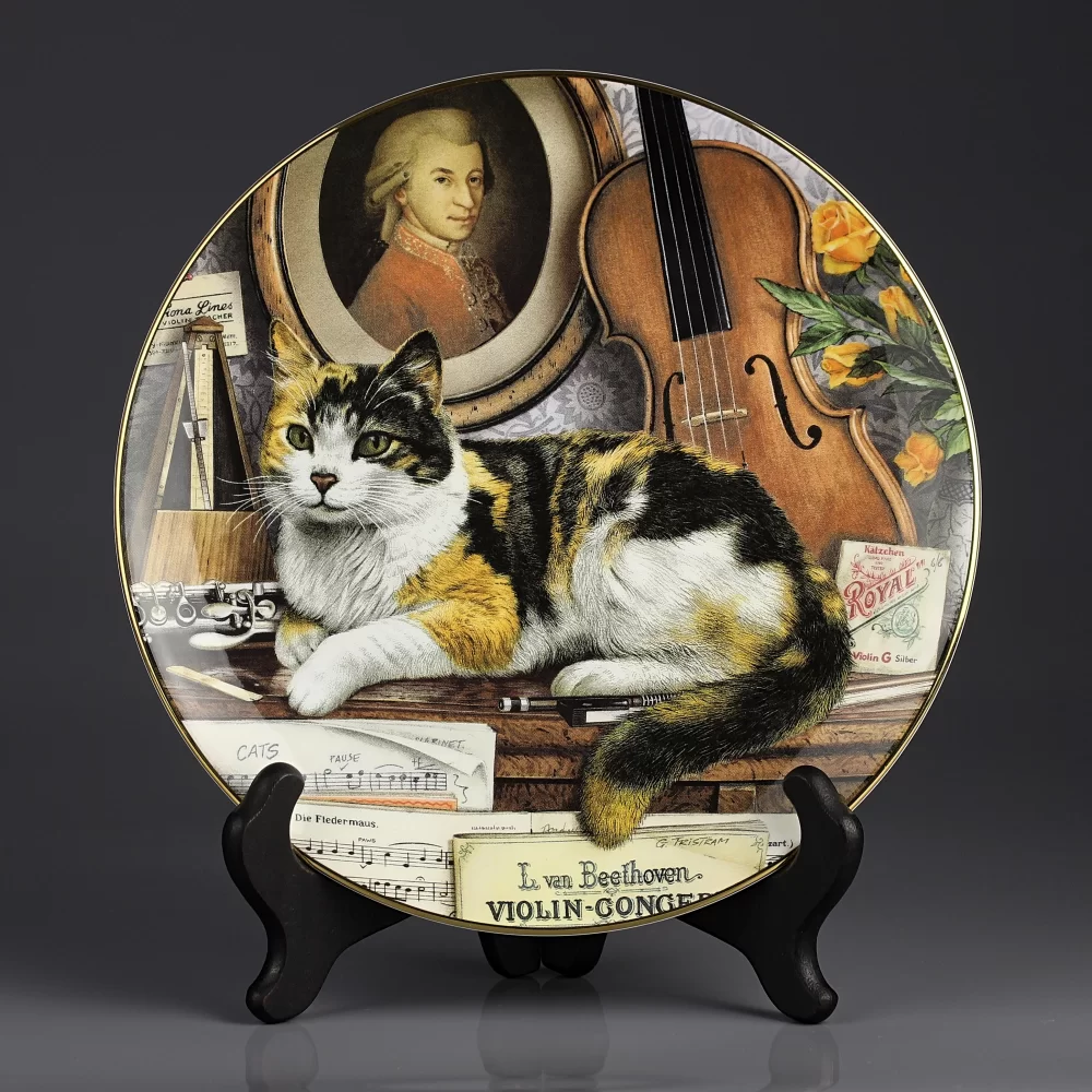 Тарелка винтажная фарфоровая настенная декоративная Кошка Кот Англия Royal Doulton Music Room Cat