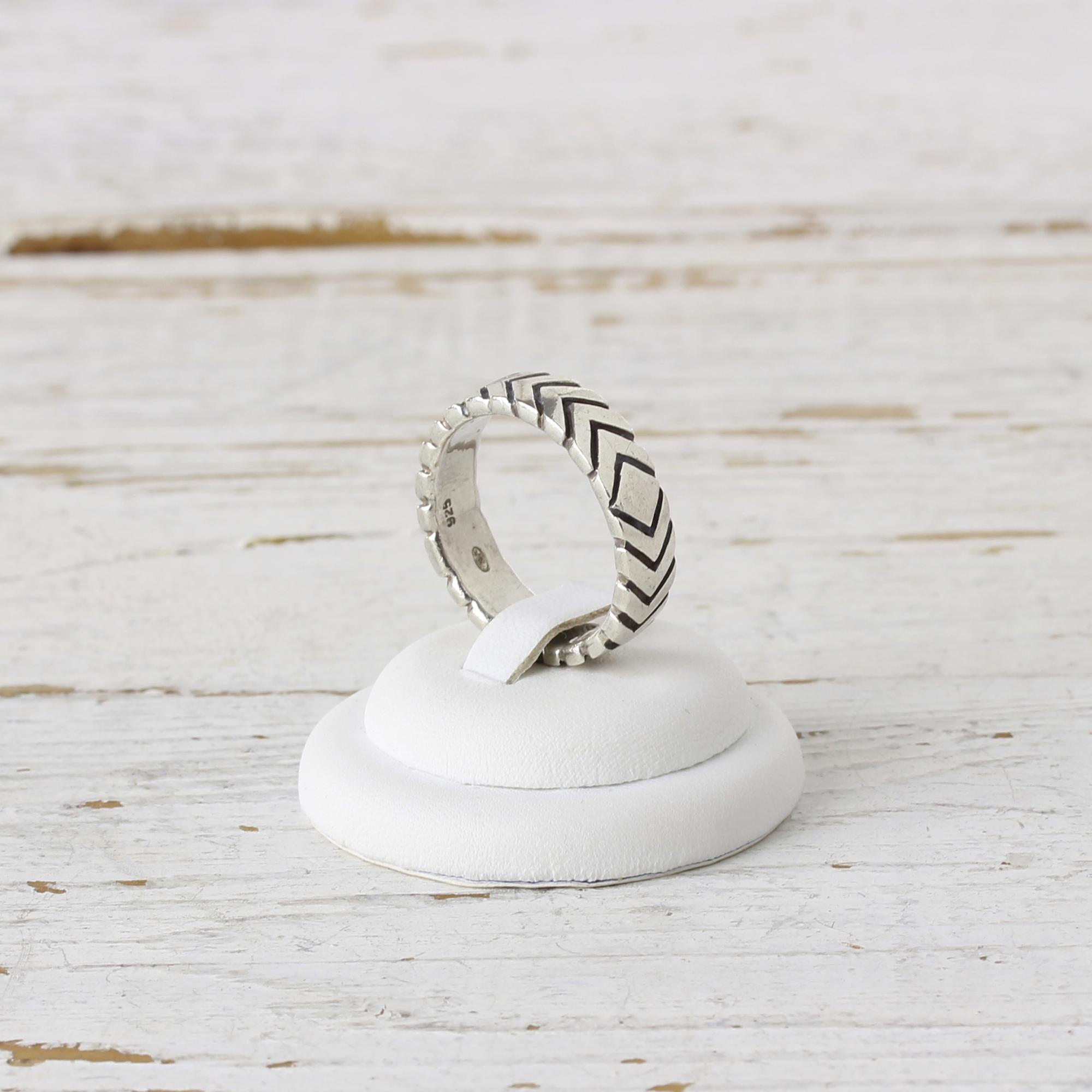 Винтажное серебряное кольцо с лондонского блошиного рынка