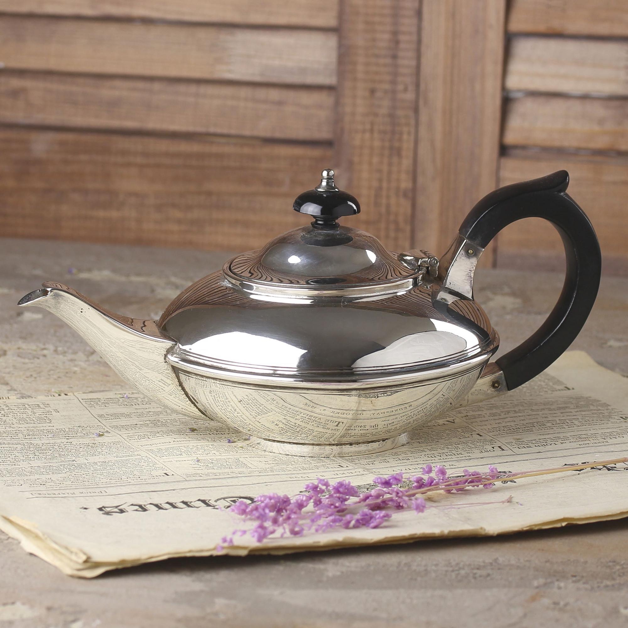 Винтажный английский чайник с серебряным покрытием Alexander Clark
