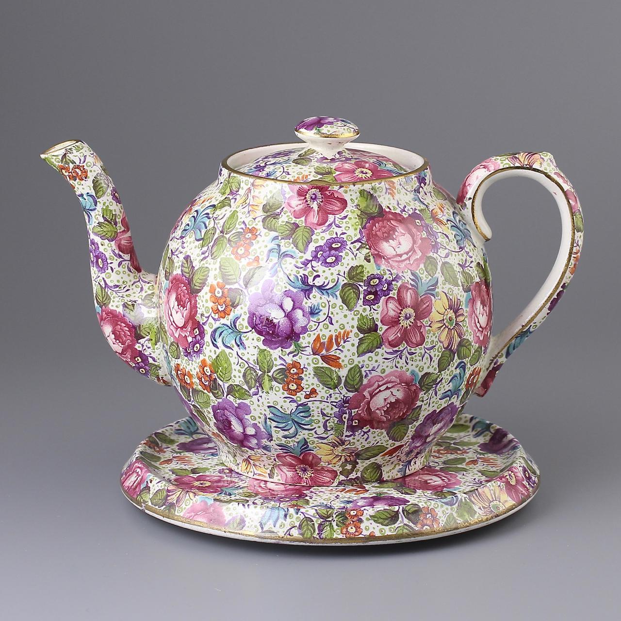 Антикварный английский чайник на подставке Royal Winton