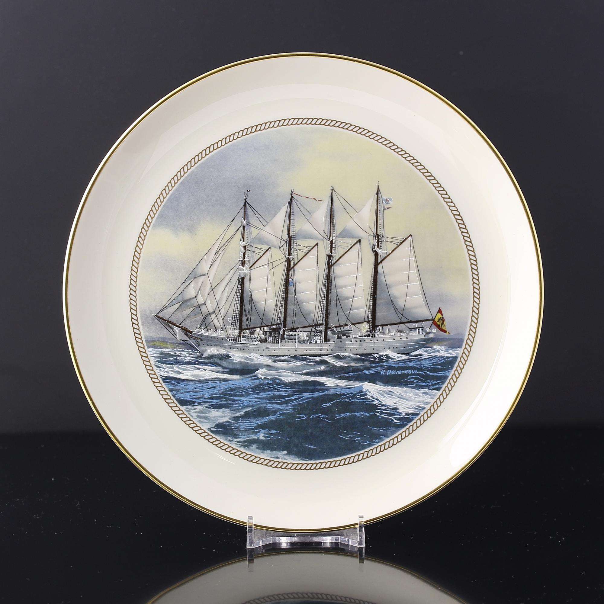 Винтажная декоративная тарелка Danbury Mint Парусное судно "Juan Sebastian de Elcano"