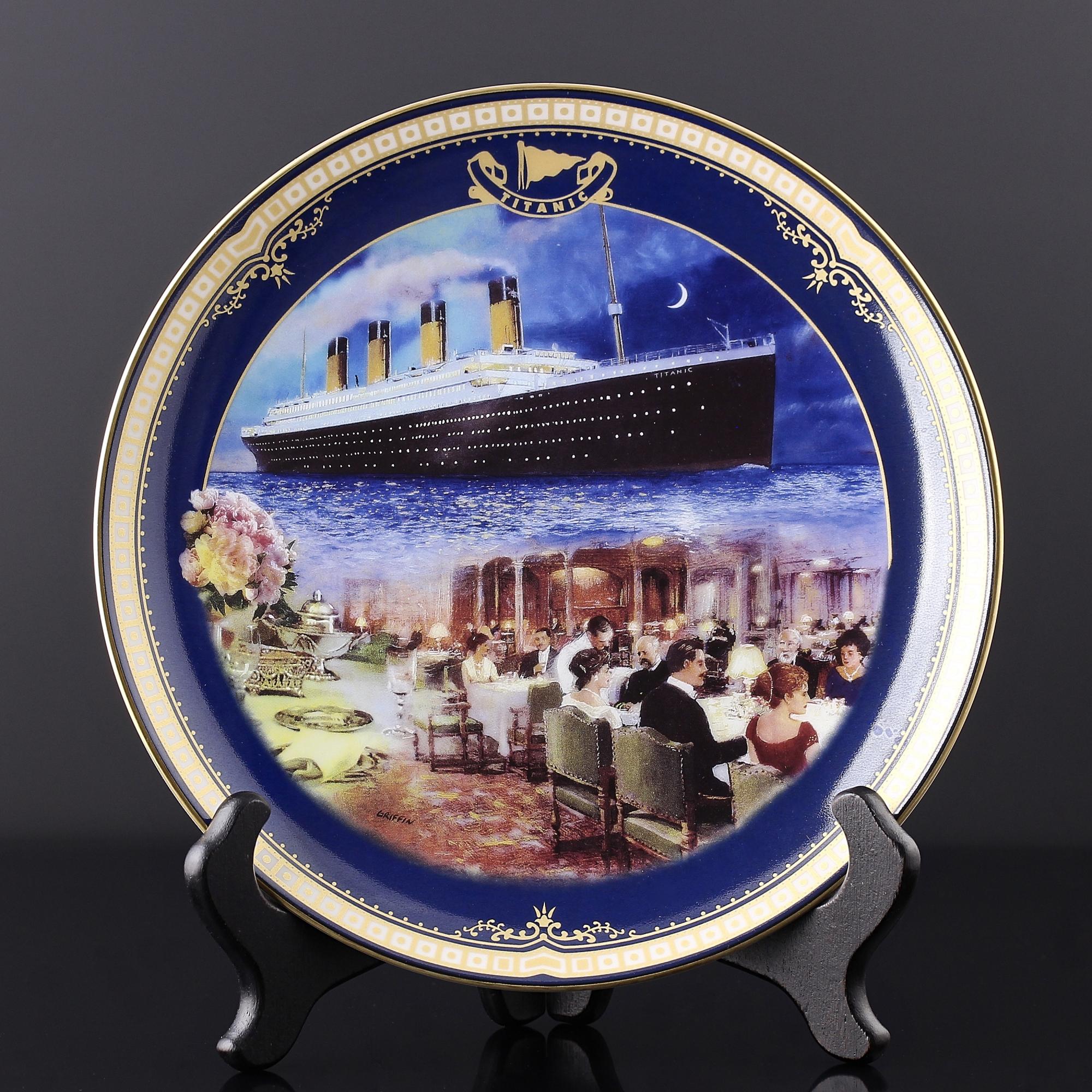 Винтажная декоративная тарелка Bradford Exchange "The Dining Saloon" Обеденный зал на Титанике