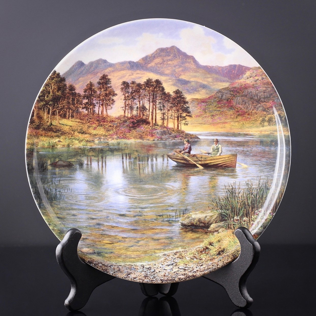 Винтажная декоративная тарелка Wedgwood / Danbury Mint "On The Tarn" Рыбалка на озере