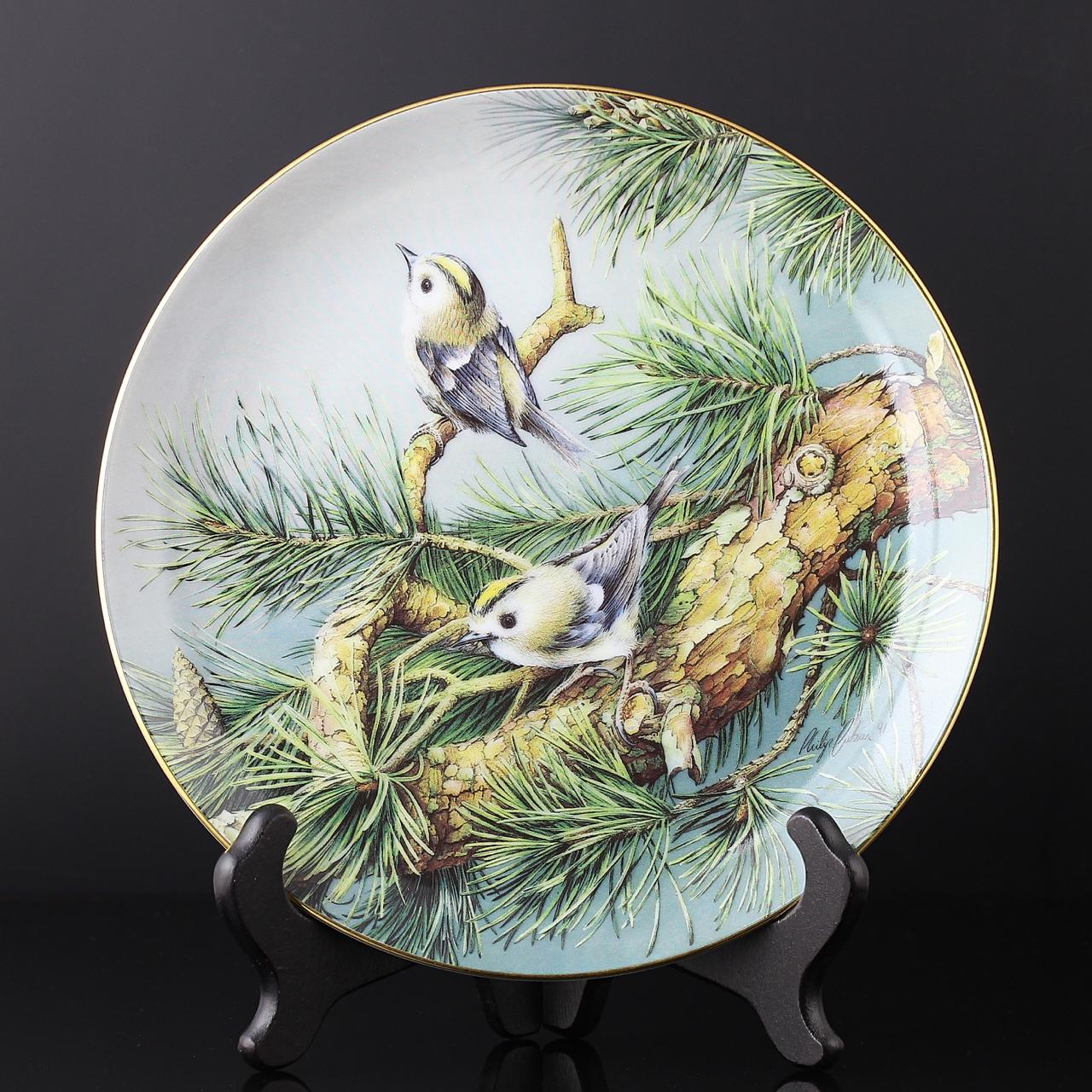 Тарелка винтажная декоративная настенная Фарфор Птицы Британии Королёк Hamilton Collection Goldcrest